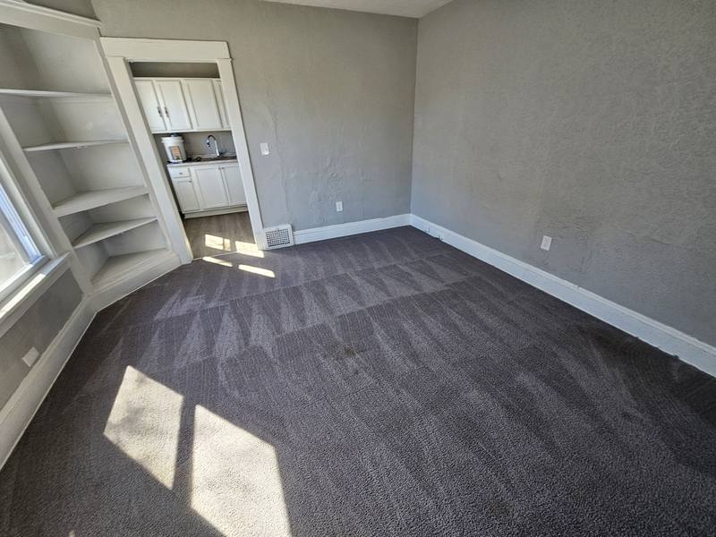 Apartment for rent at 11008 Kinsman Rd #DOWNSTAIRS, Cleveland, OH 44104