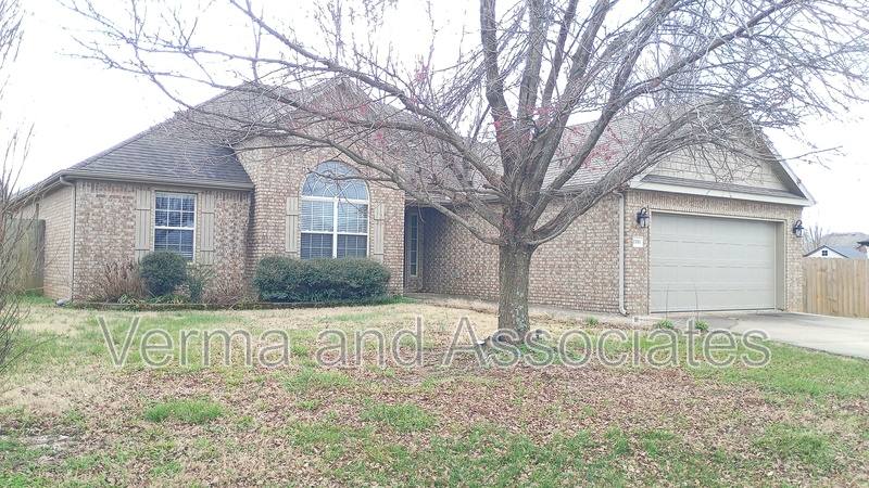 House for rent at 2703 SW Ledbury Cove, Bentonville, AR 72713