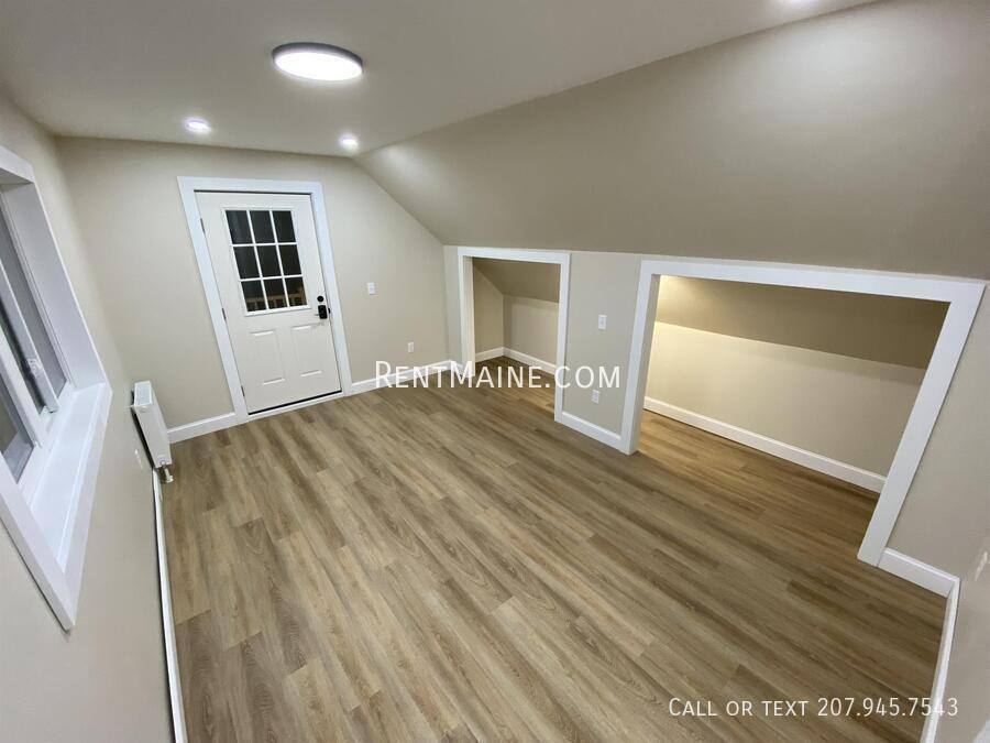 Apartment for rent at 46 Main Rd N #B, Hampden, ME 04444