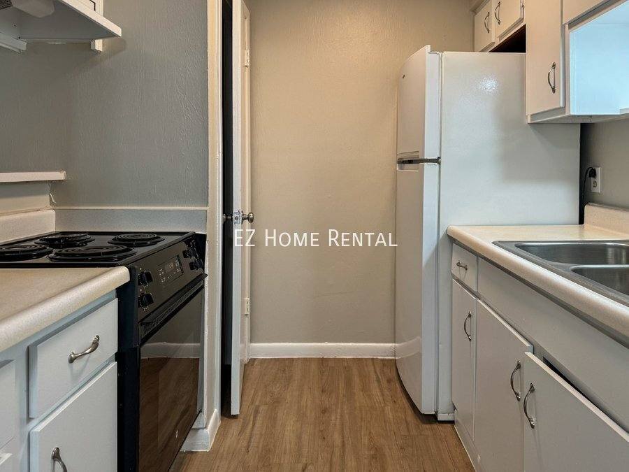 Apartment for rent at 2101 6th Ave N #3, Texas City, TX 77590