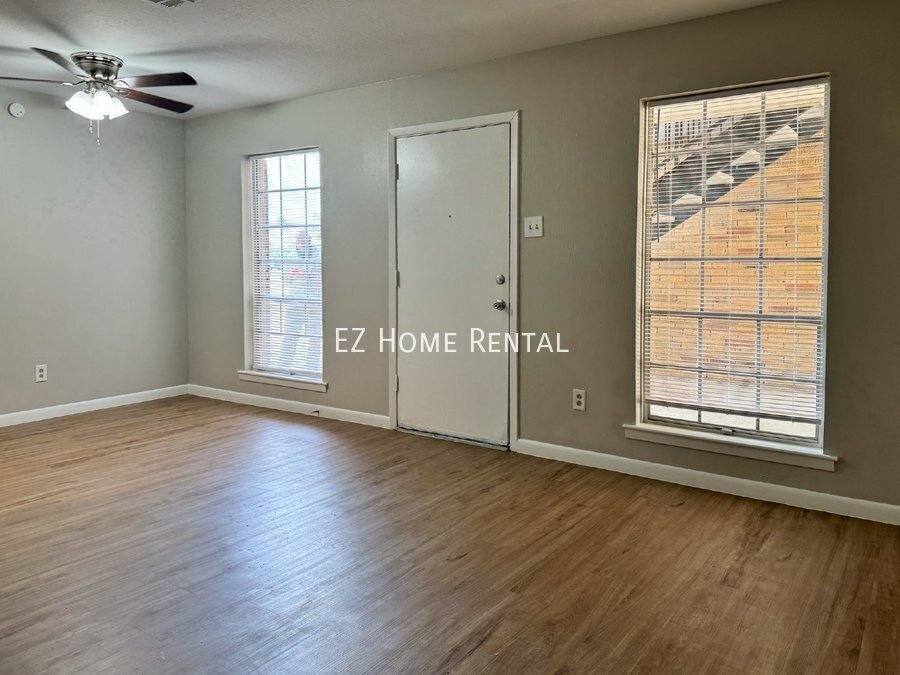 Apartment for rent at 2101 6th Ave N #3, Texas City, TX 77590