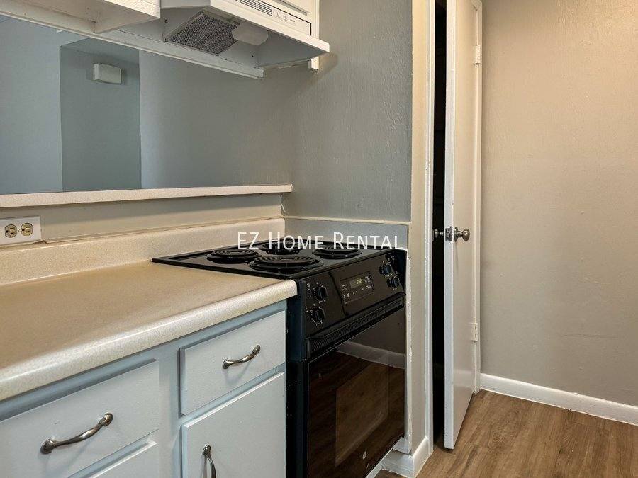 Apartment for rent at 2101 6th Ave N #3, Texas City, TX 77590