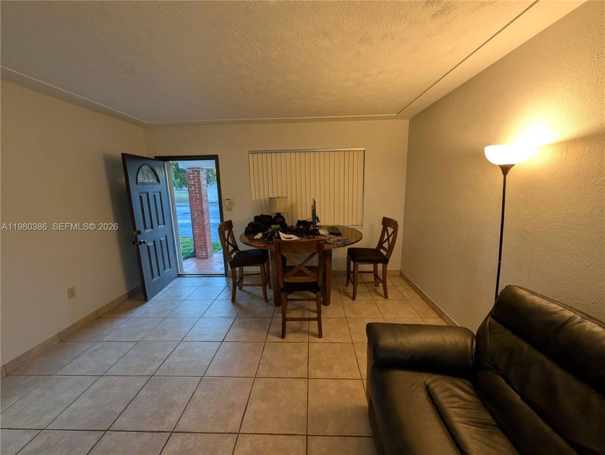 House for rent at 1037 SW 76th Ave, Miami, FL 33144