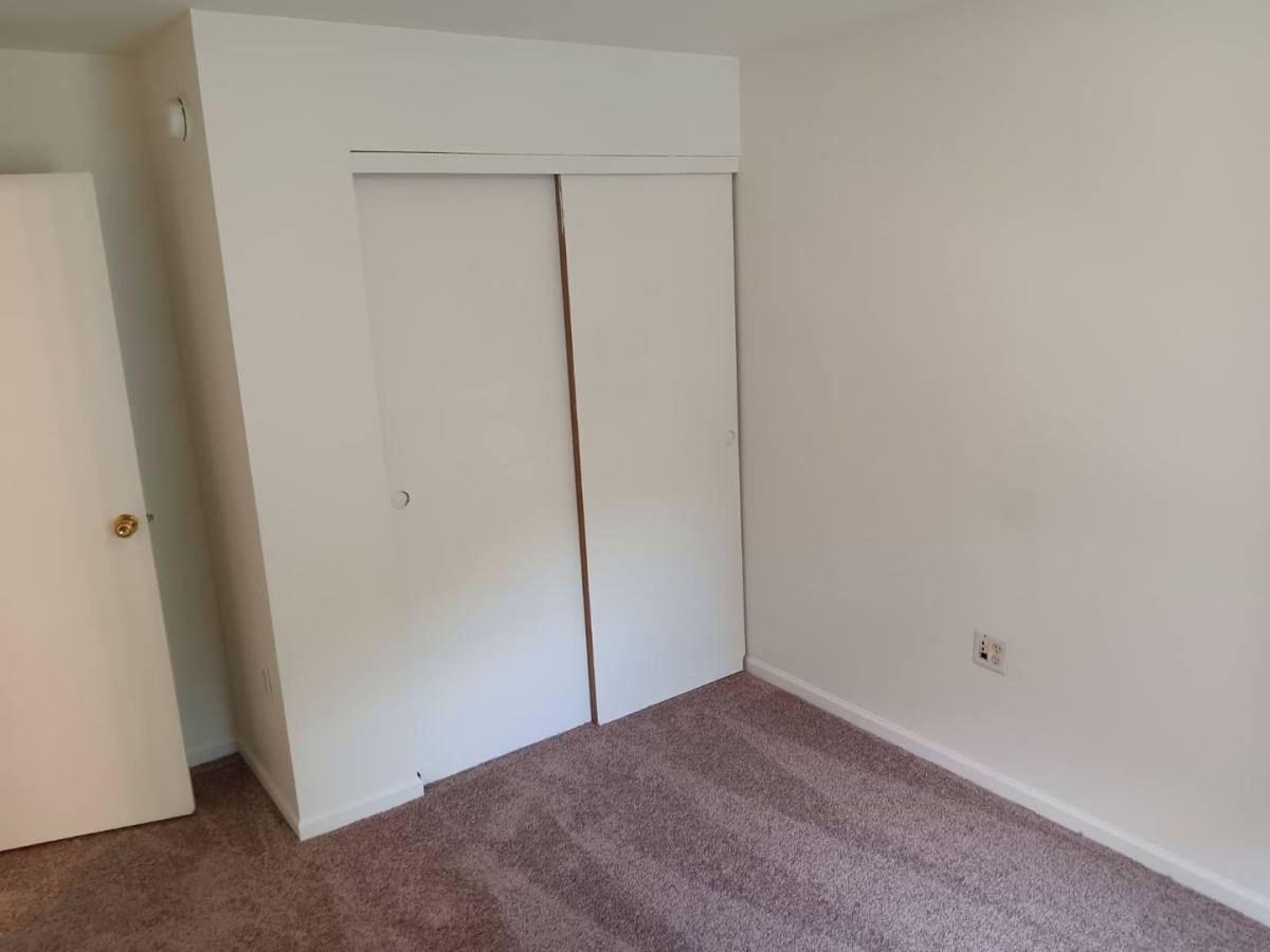 House for rent at 524 W Pleasant St, Springfield, OH 45506