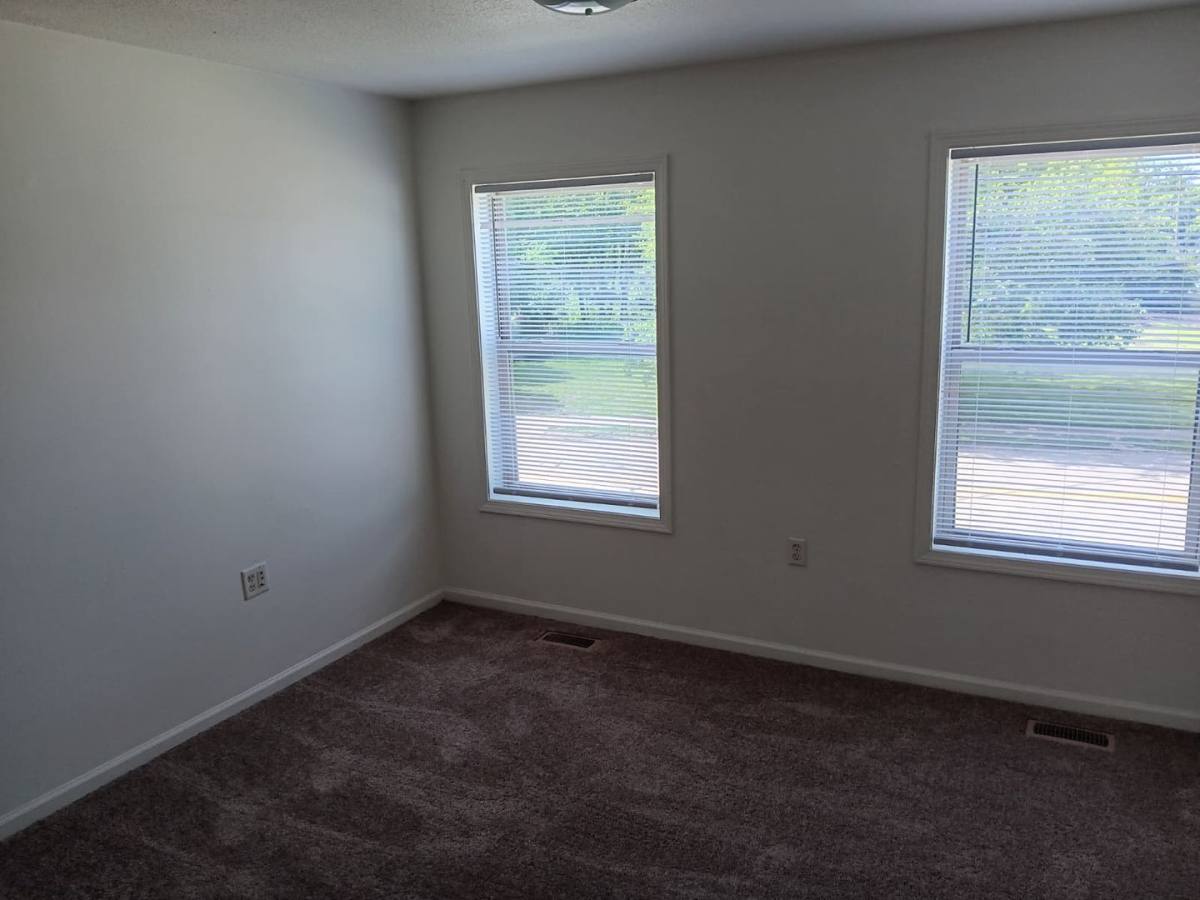 House for rent at 524 W Pleasant St, Springfield, OH 45506