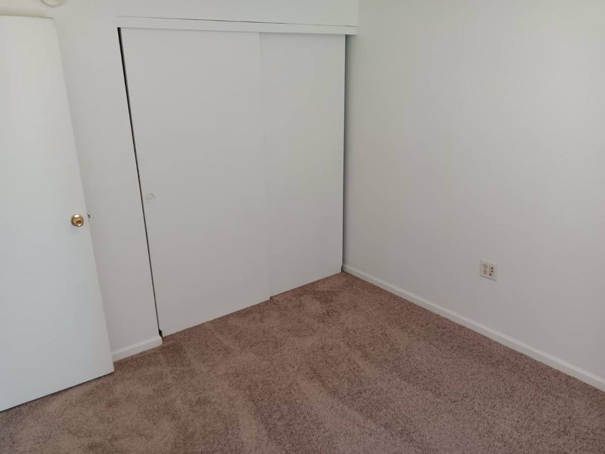 House for rent at 524 W Pleasant St, Springfield, OH 45506