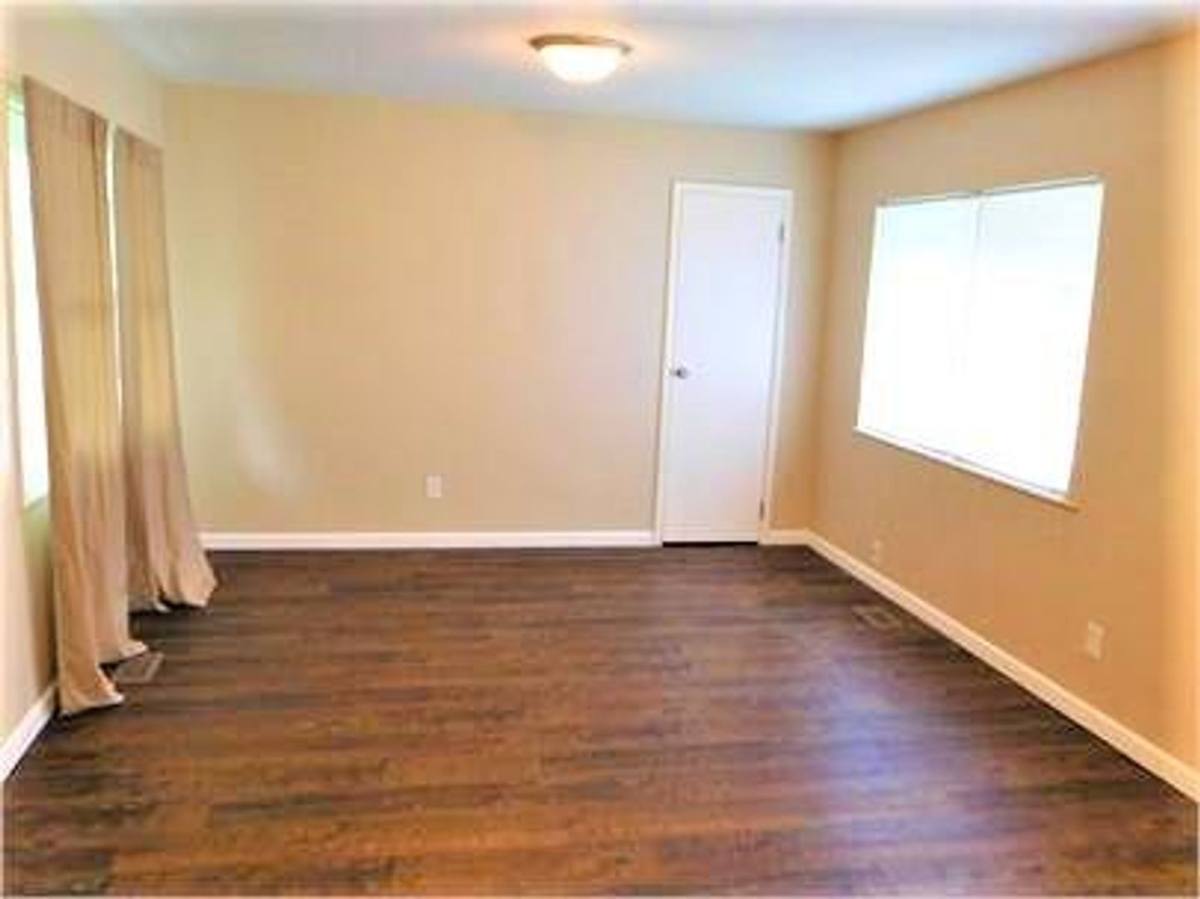 House for rent at 1109 Austin Dr, Urbana, IL 61801