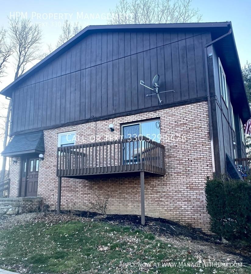 Townhouse for rent at 7370 Raleigh St NW, Massillon, OH 44646