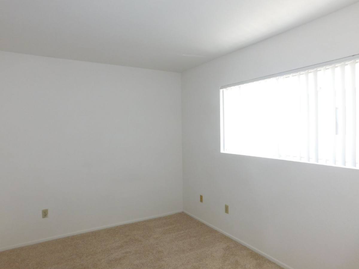 Apartment for rent at 7925 Stark Dr, Huntington Beach, CA 92647