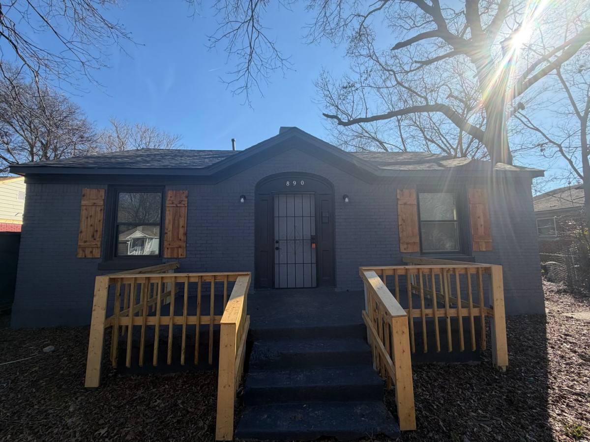 House for rent at 890 Charles Place, Memphis, TN 38111
