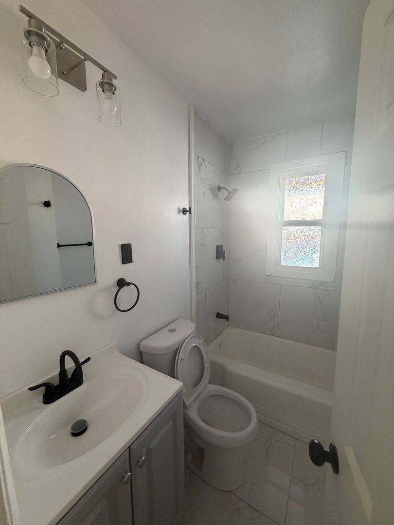 House for rent at 890 Charles Place, Memphis, TN 38111