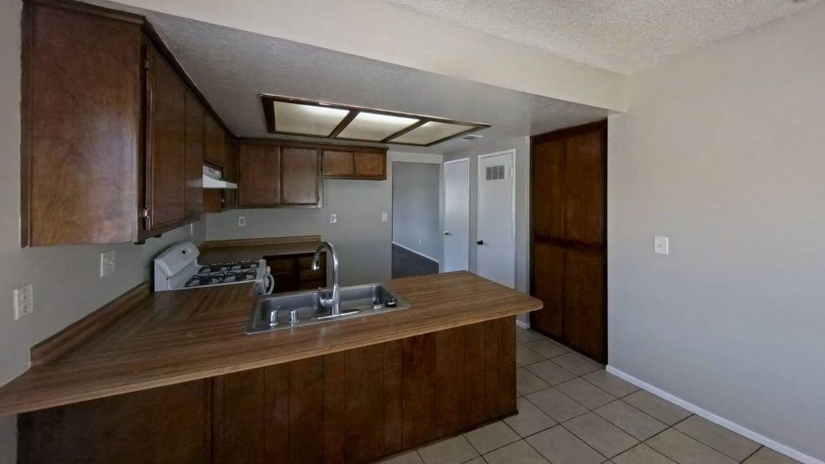 Apartment for rent at 509 W Limited, Lake Elsinore, CA 92530