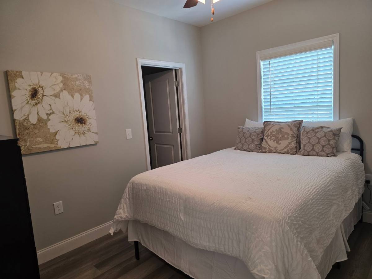 Apartment for rent at 2244 Hickory St, Bowling Green, KY 42101
