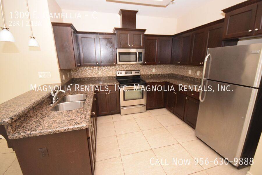 Apartment for rent at 1309 E Camellia #C, McAllen, TX 78501