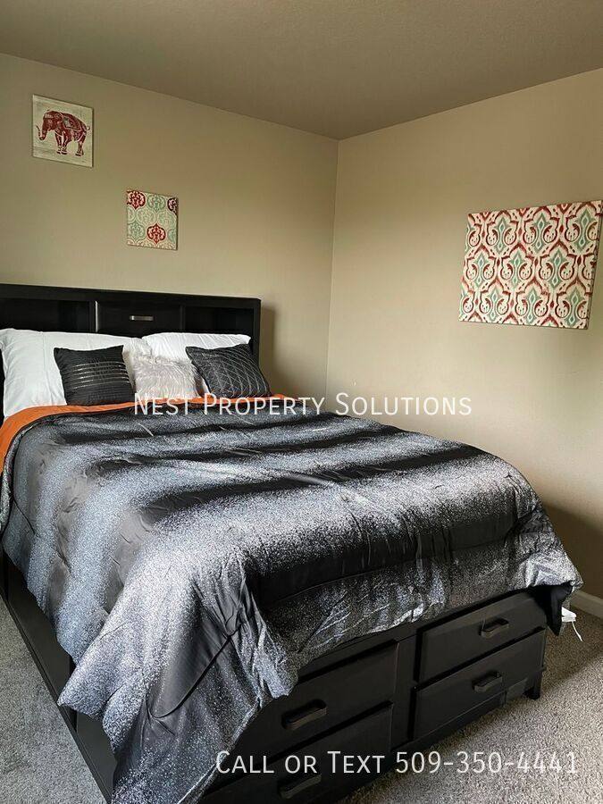 House for rent at 1111 NE Hilltop Ave, Quincy, WA 98848
