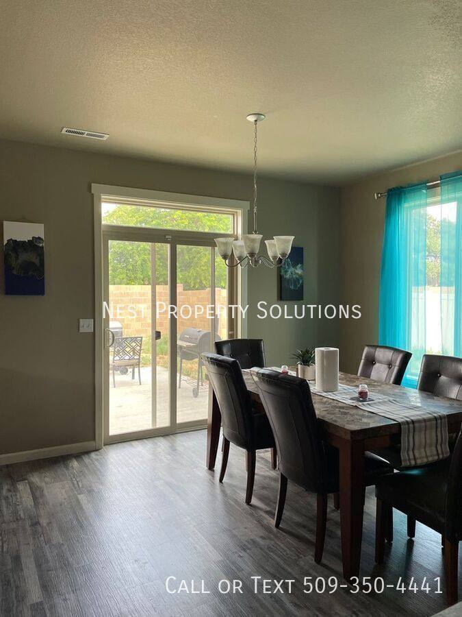 House for rent at 1111 NE Hilltop Ave, Quincy, WA 98848