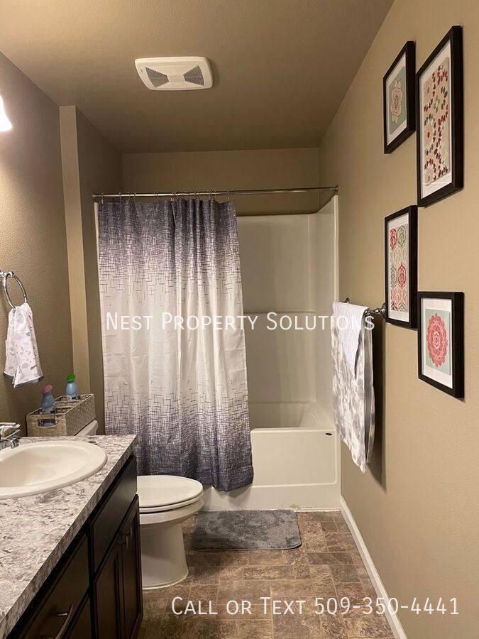 House for rent at 1111 NE Hilltop Ave, Quincy, WA 98848
