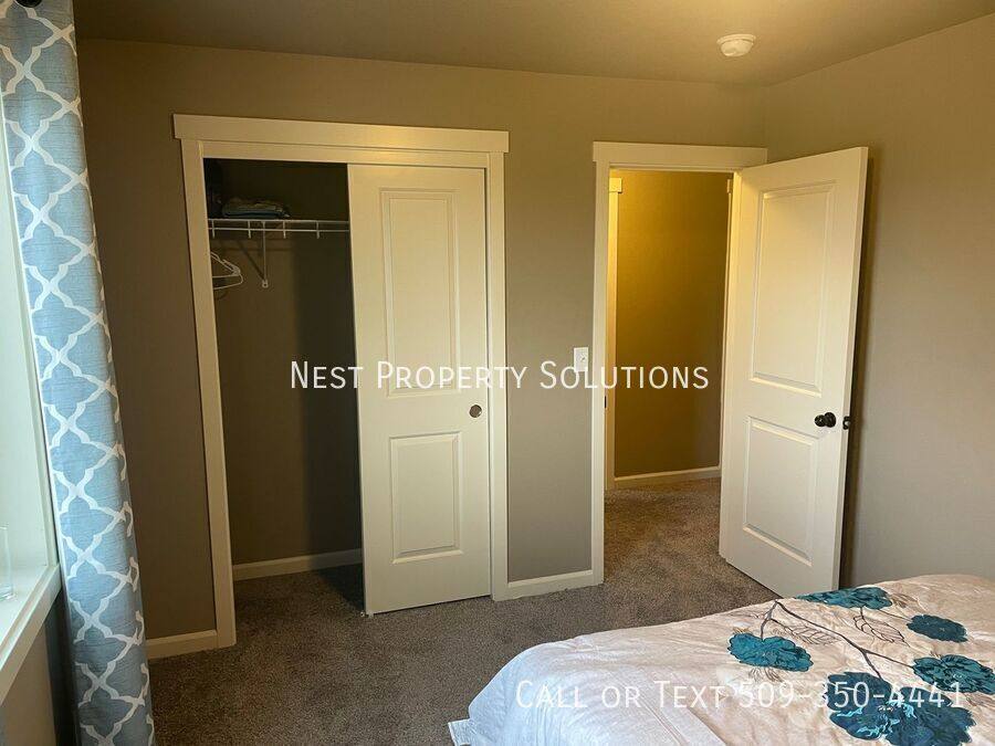 House for rent at 1111 NE Hilltop Ave, Quincy, WA 98848