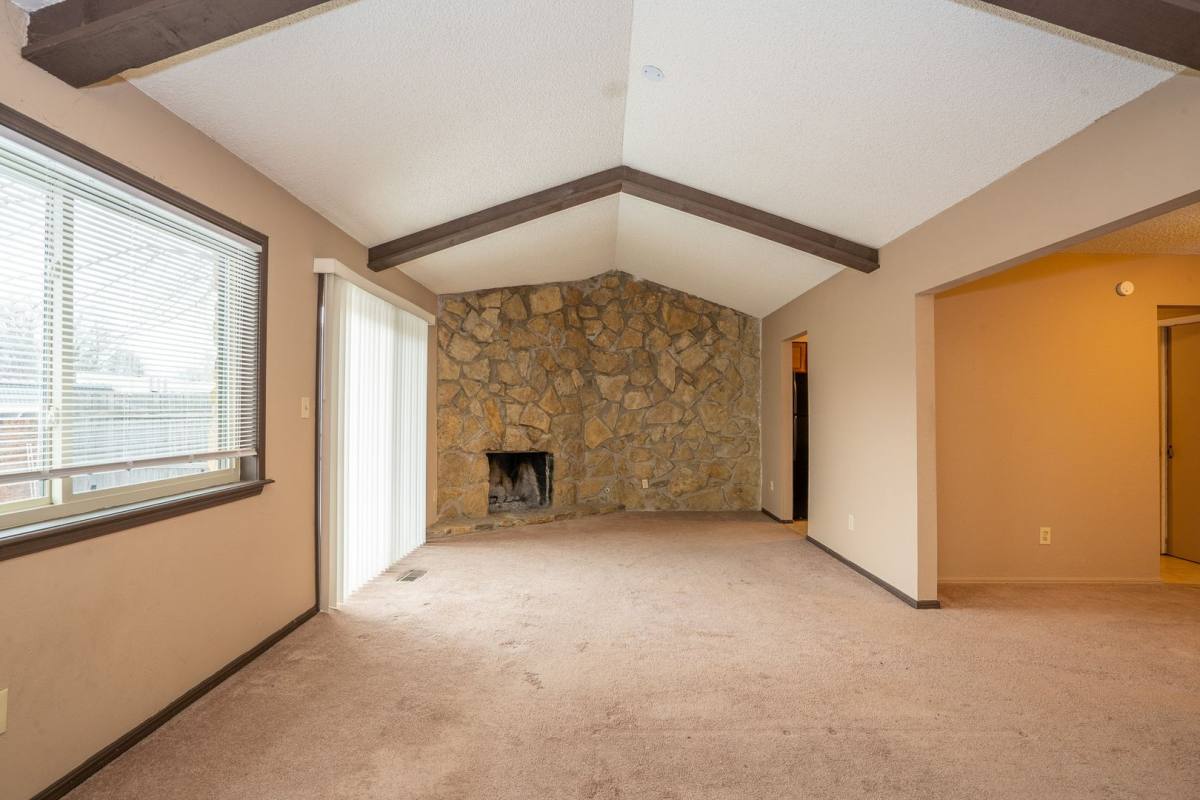 House for rent at 6521 E 50th St, Tulsa, OK 74145