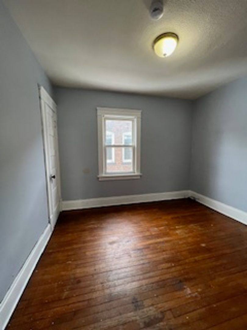 Apartment for rent at 1114 E 64th St, Cleveland, OH 44103