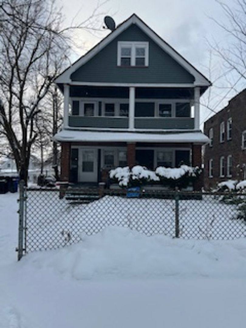 Apartment for rent at 1114 E 64th St, Cleveland, OH 44103