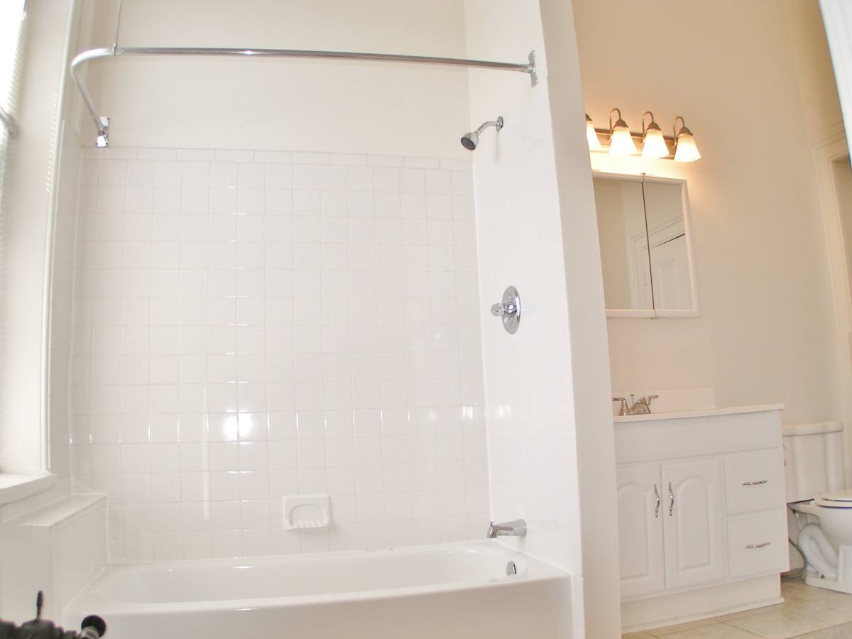 Apartment for rent at 1401 Madison Ave #9, Baltimore, MD 21217