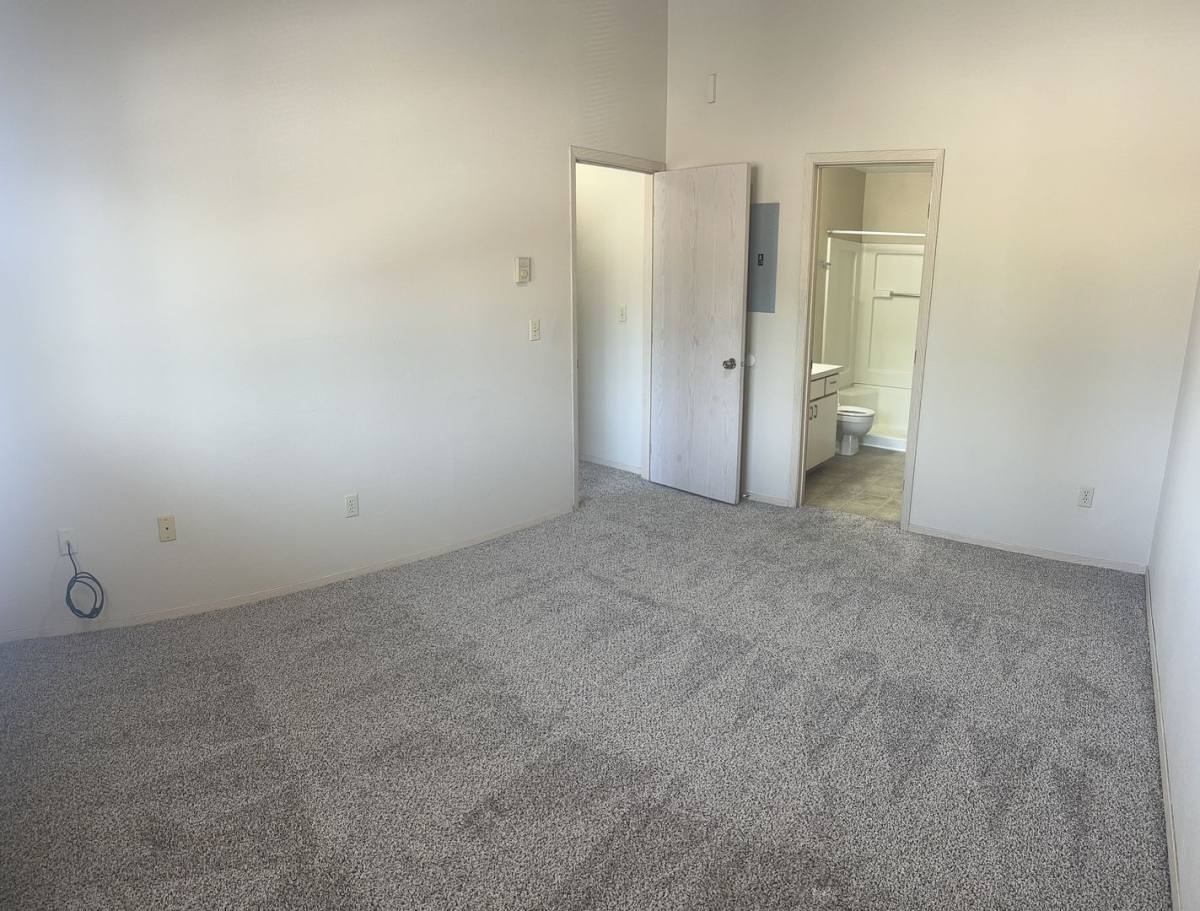 Apartment for rent at 414 N McDonald Rd, Spokane, WA 99216