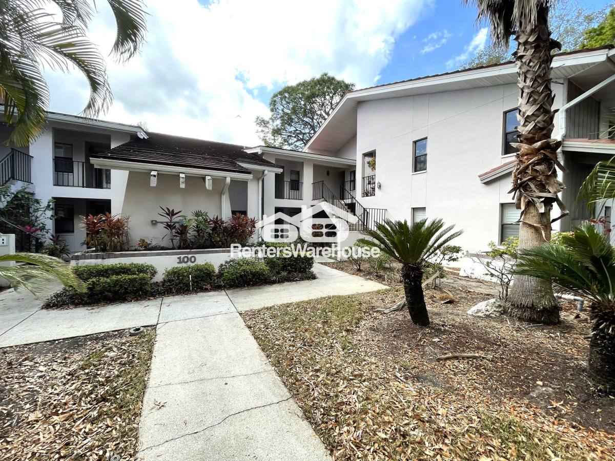 Apartment for rent at 300 S Florida Ave #100K, Tarpon Springs, FL 34689