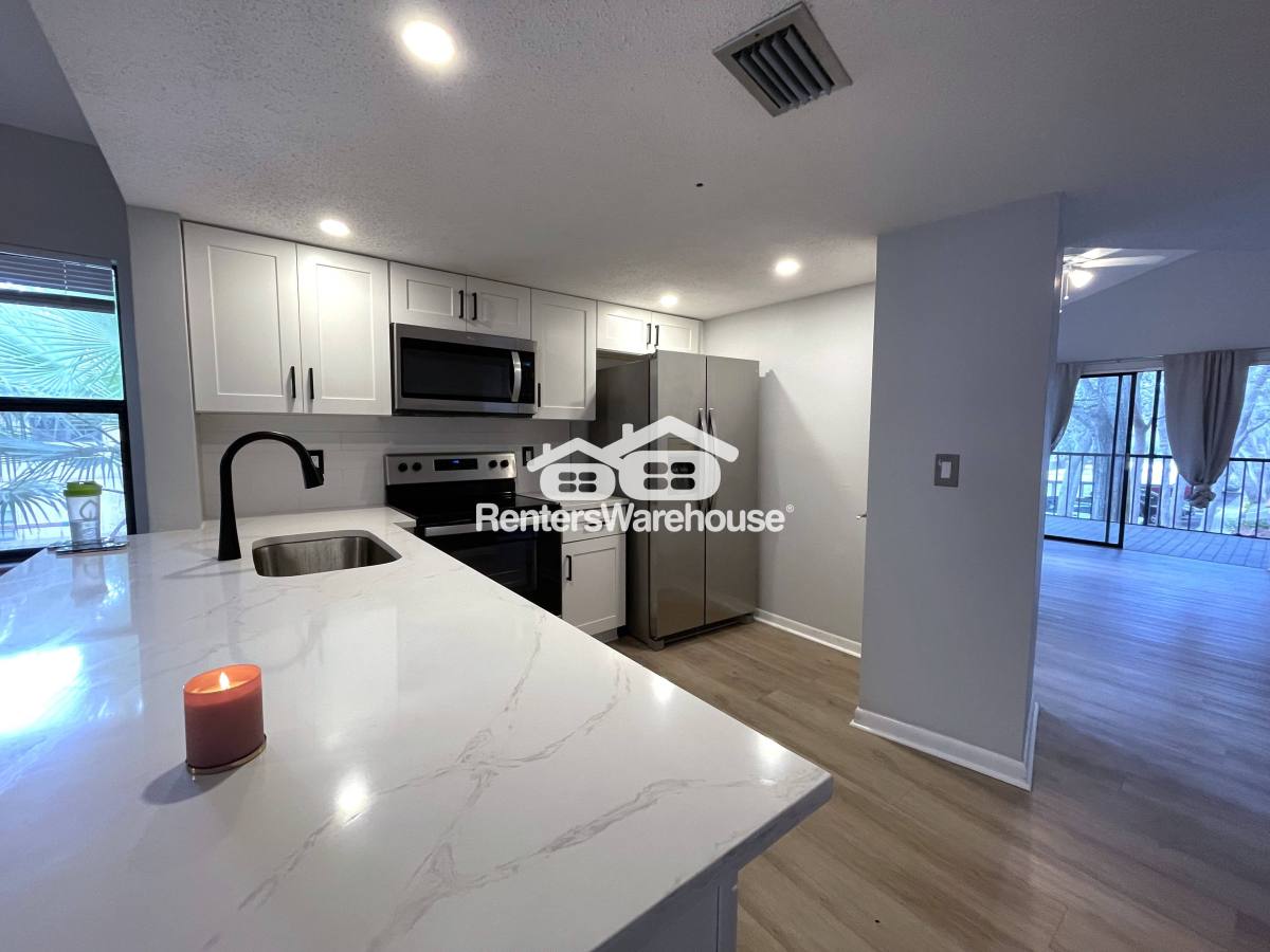 Apartment for rent at 300 S Florida Ave #100K, Tarpon Springs, FL 34689