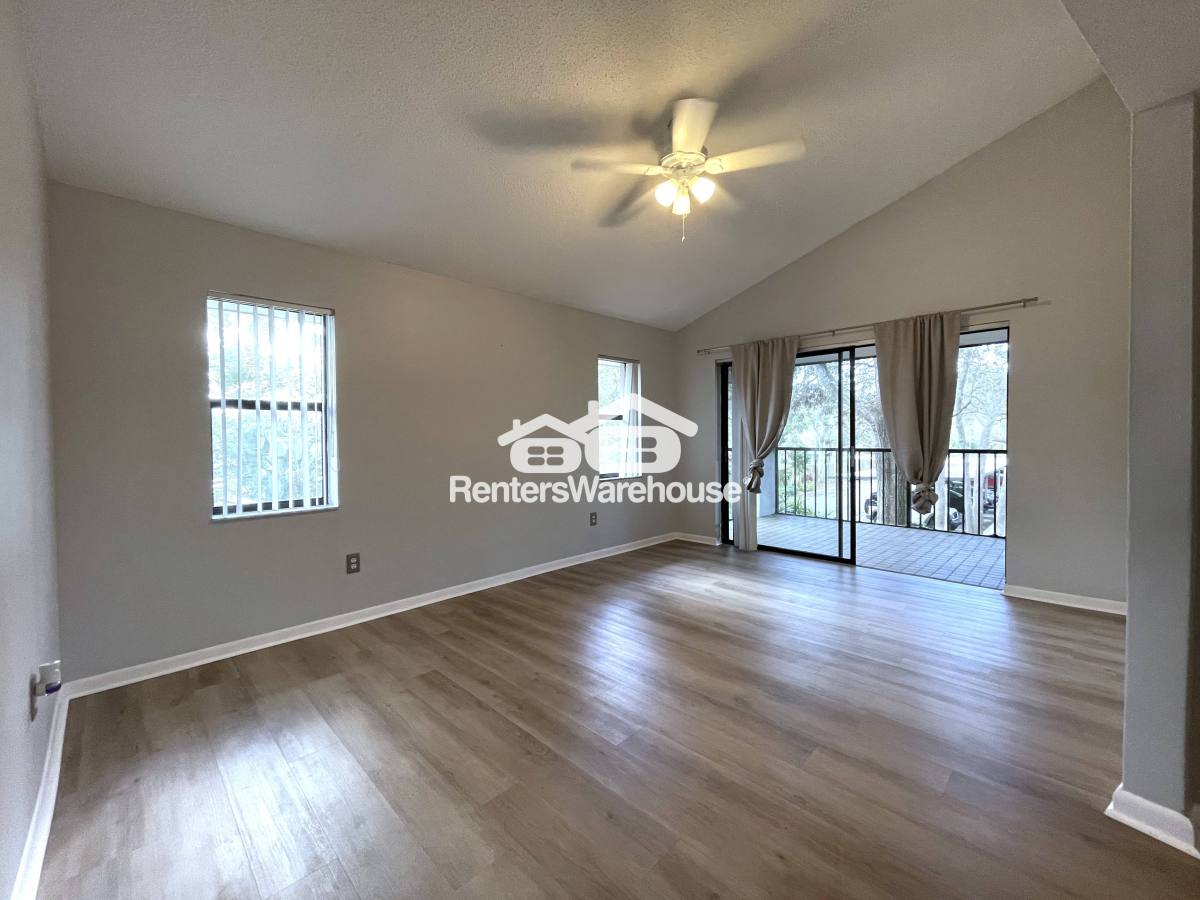 Apartment for rent at 300 S Florida Ave #100K, Tarpon Springs, FL 34689
