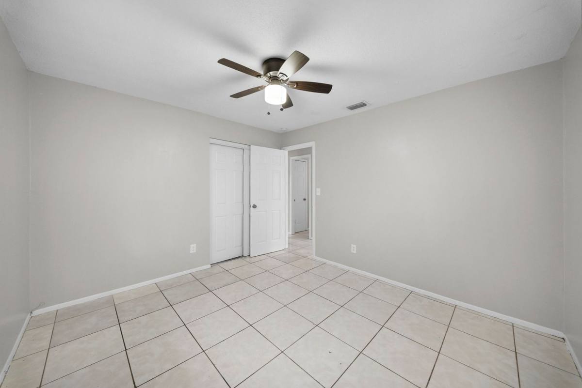 Apartment for rent at 464A-464B Carolina Ave, Fort Myers, FL 33905