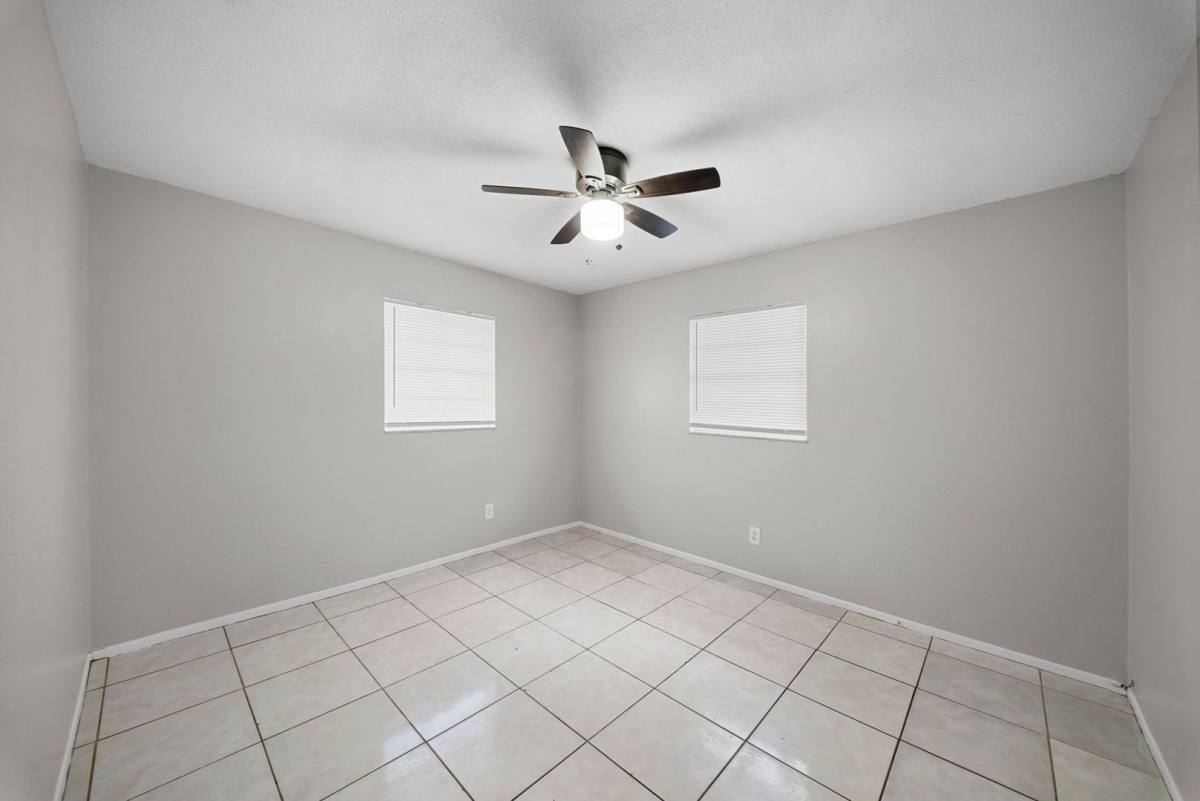 Apartment for rent at 464A-464B Carolina Ave, Fort Myers, FL 33905