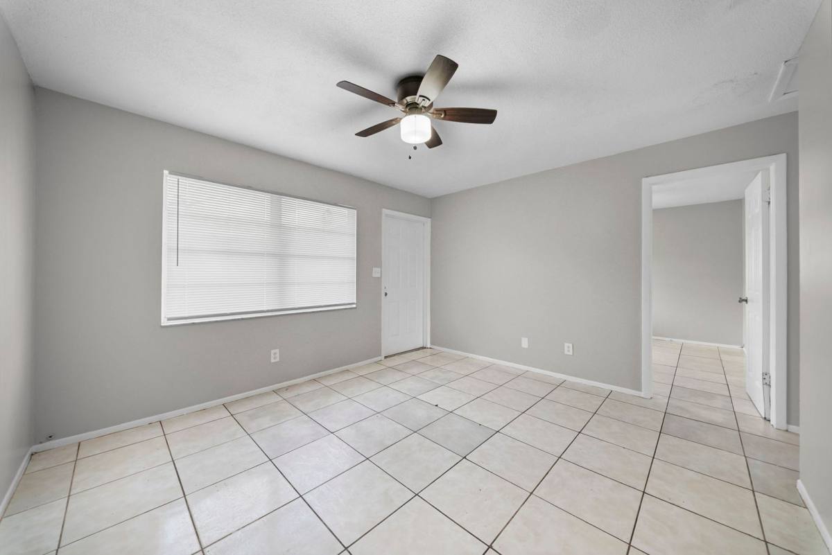 Apartment for rent at 464A-464B Carolina Ave, Fort Myers, FL 33905