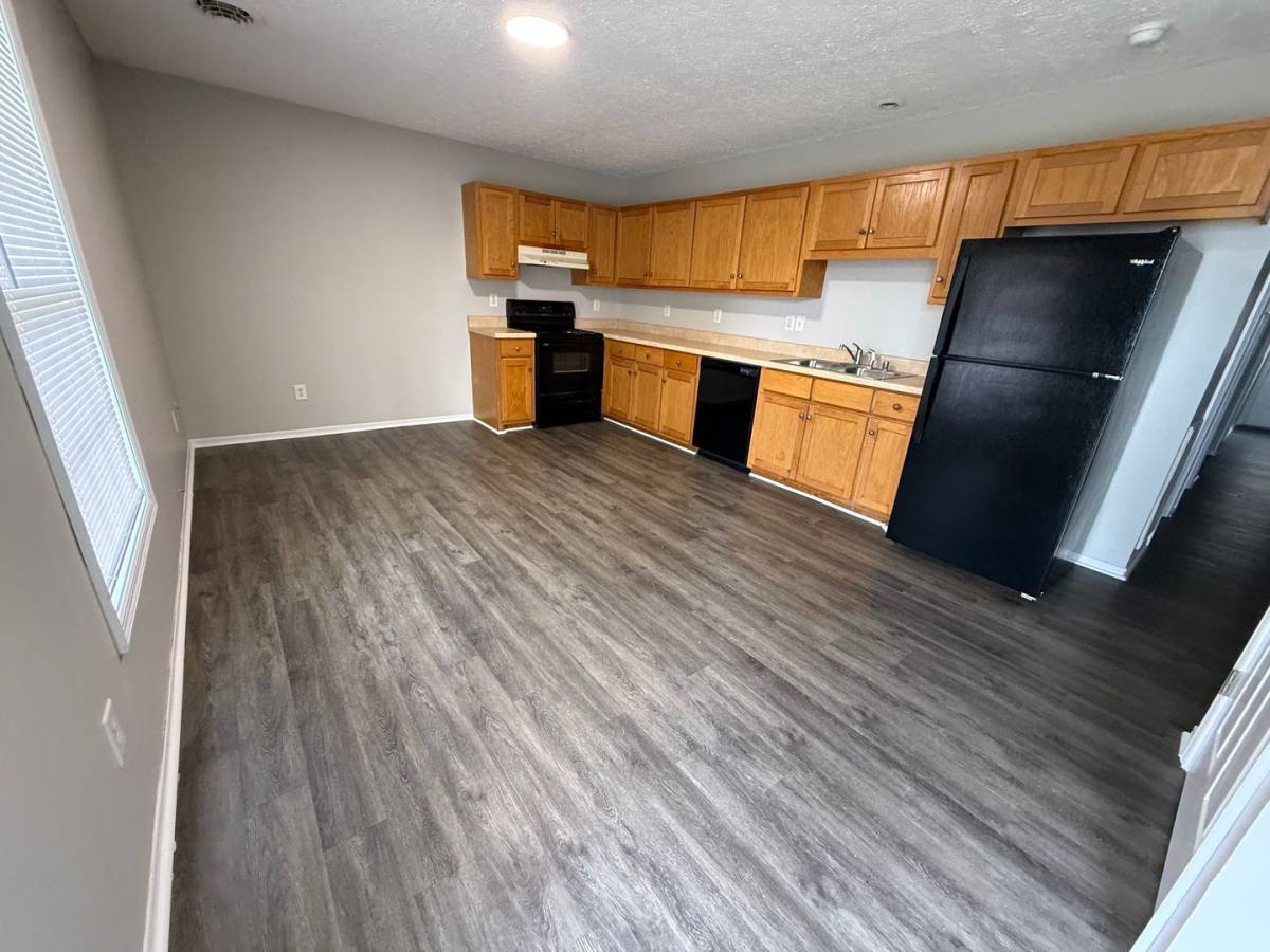 Apartment for rent at 413 Fairview Ave, Franklin, KY 42134