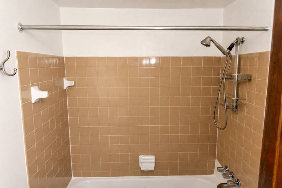 Townhouse for rent at 9471 Madison Lane, North Royalton, OH 44133