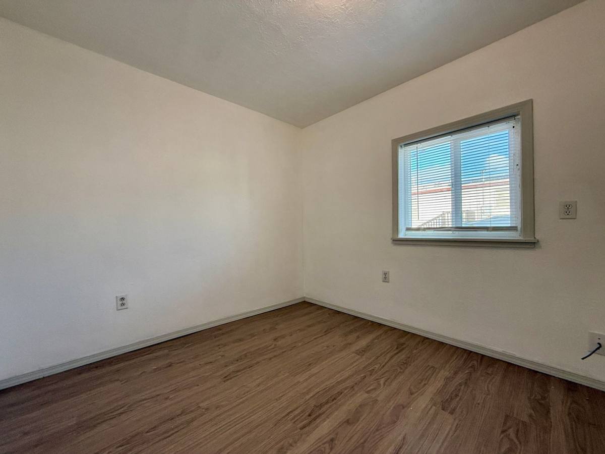 Apartment for rent at 136 1 2 SW, Redmond, OR 97756