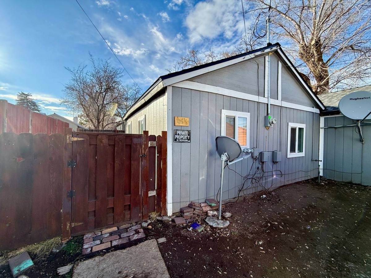 Apartment for rent at 136 1 2 SW, Redmond, OR 97756
