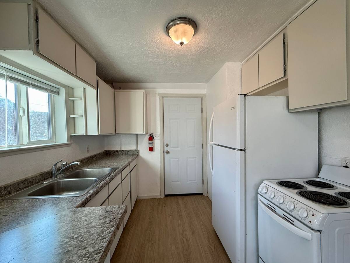 Apartment for rent at 136 1 2 SW, Redmond, OR 97756