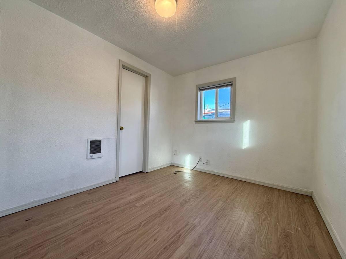 Apartment for rent at 136 1 2 SW, Redmond, OR 97756