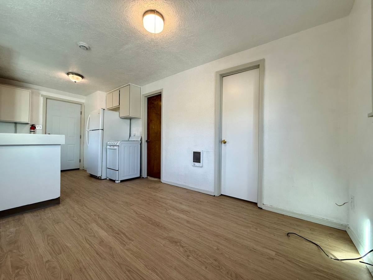 Apartment for rent at 136 1 2 SW, Redmond, OR 97756