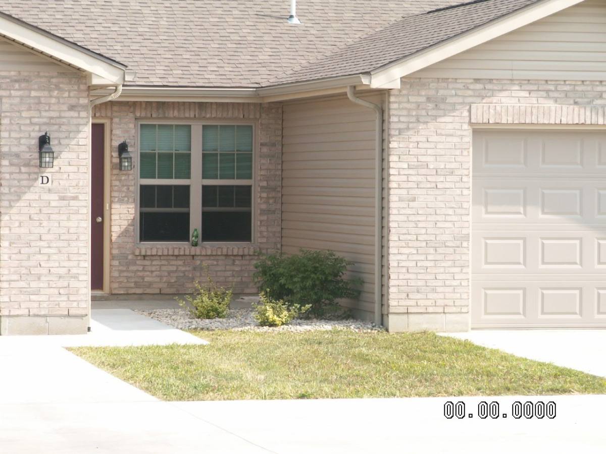 Apartment for rent at 2240 Morning Glory Dr, Troy, OH 45373
