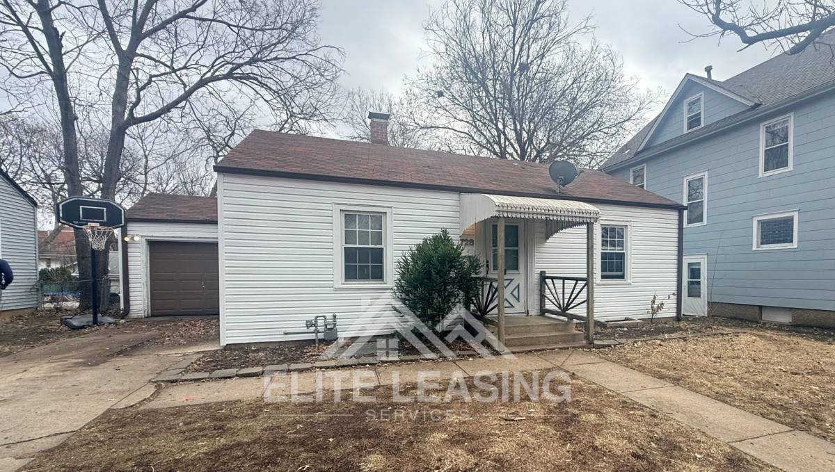 House for rent at 728 SW Lindenwood Ave, Topeka, KS 66606