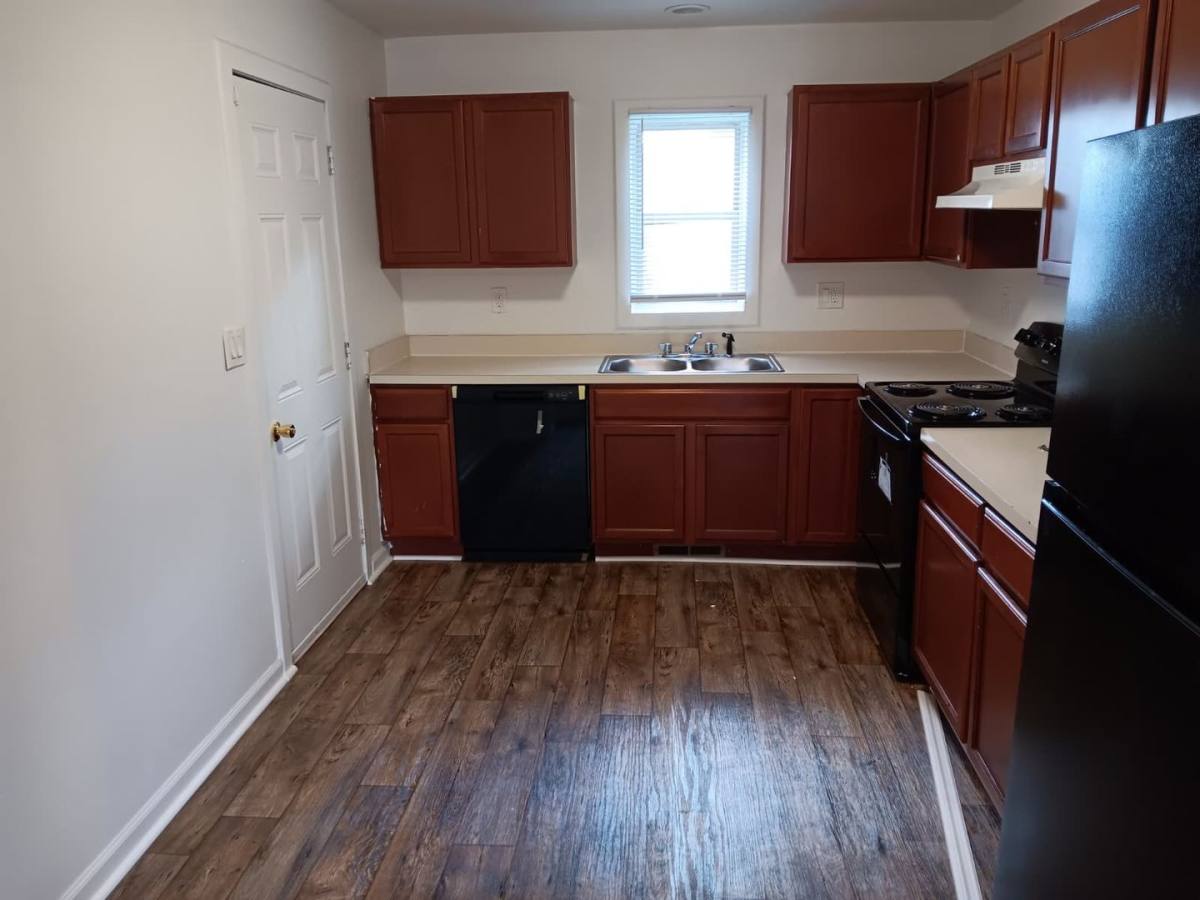 House for rent at 220 S Yellow Springs St, Springfield, OH 45506