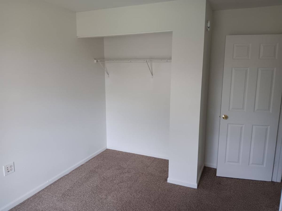 House for rent at 220 S Yellow Springs St, Springfield, OH 45506