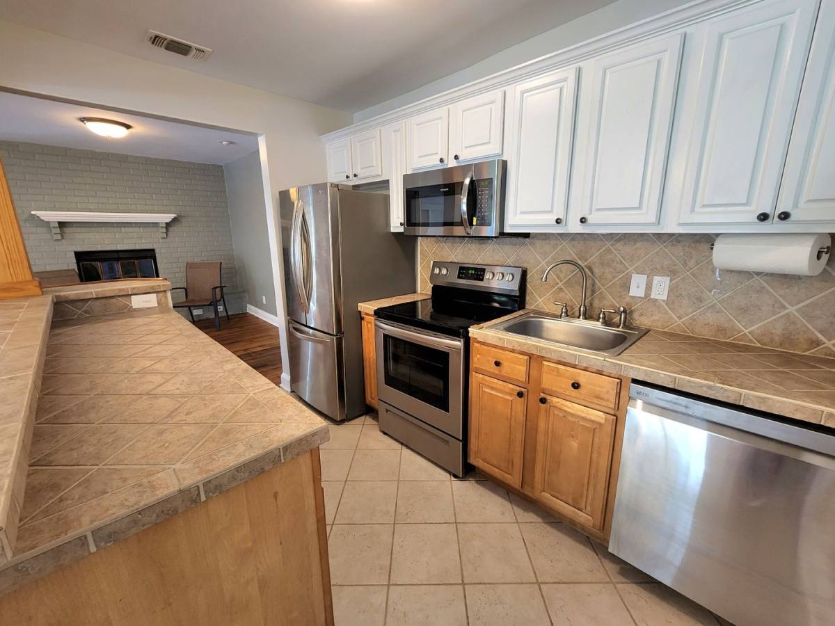 House for rent at 206 Berry Rd, Pensacola, FL 32507