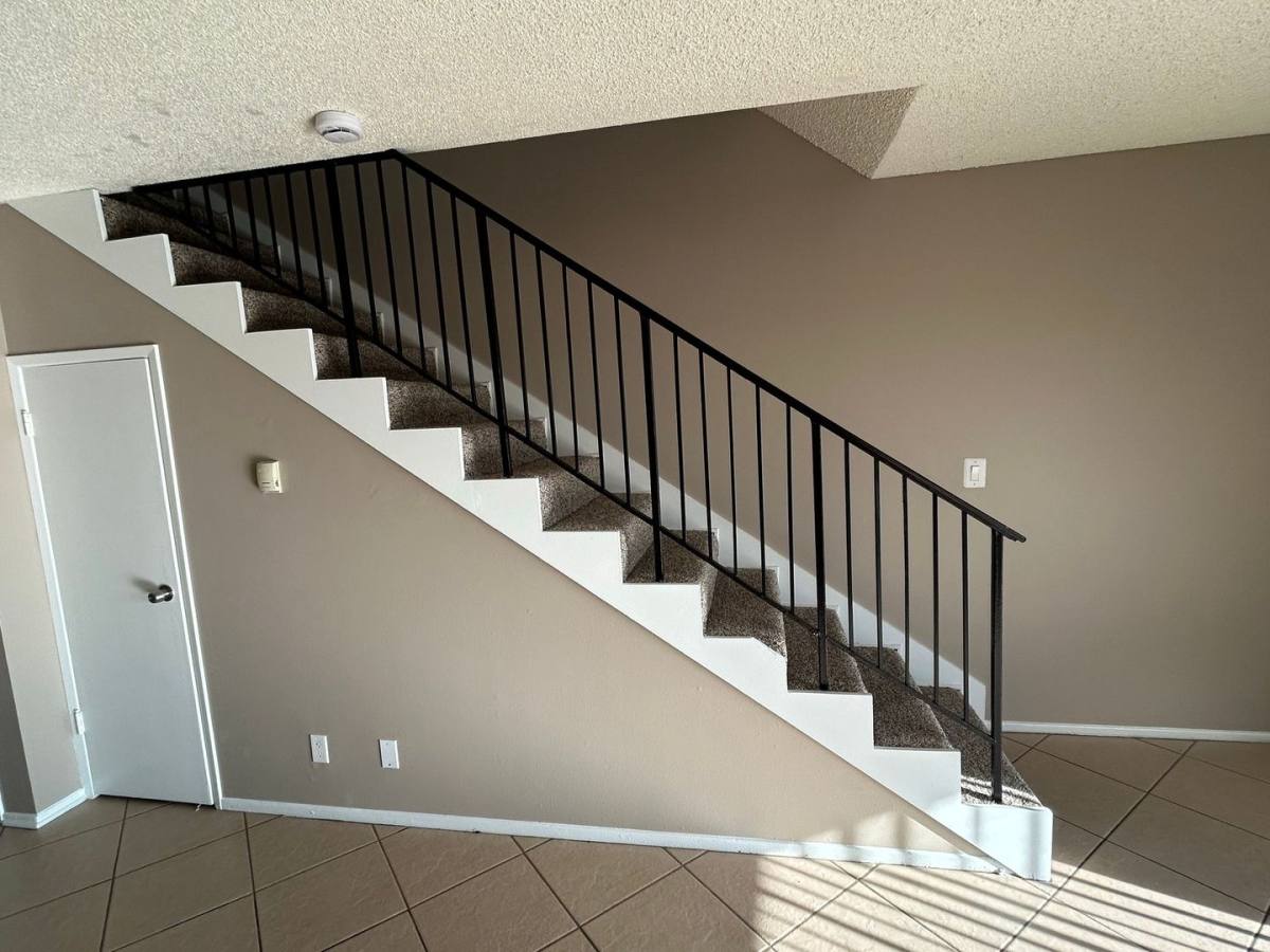 Apartment for rent at 2440-2450 N Harbor Blvd, Fullerton, CA 92835