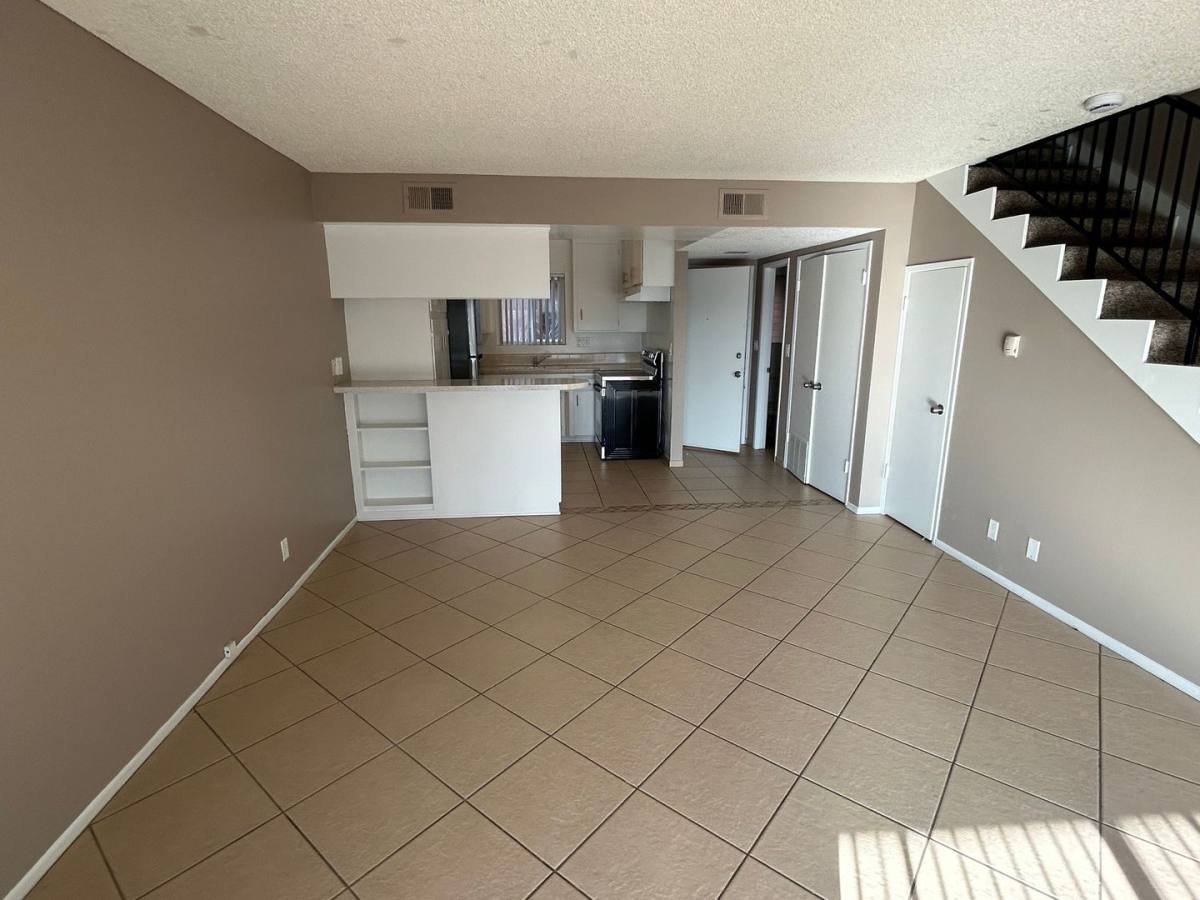 Apartment for rent at 2440-2450 N Harbor Blvd, Fullerton, CA 92835
