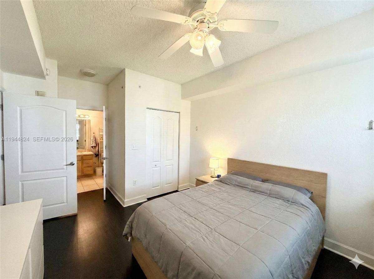 Apartment for rent at 6001 SW 70th St #612, Miami, FL 33143