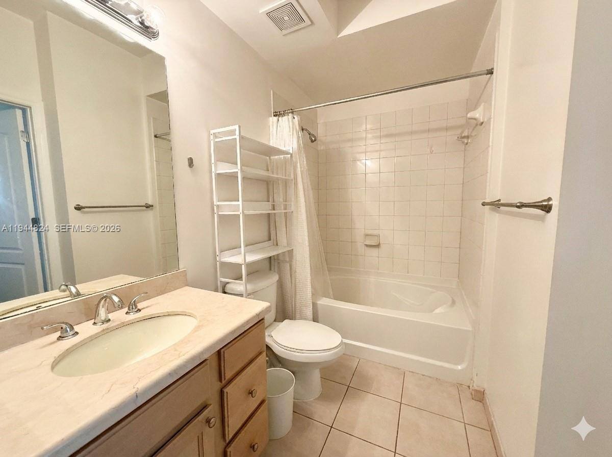 Apartment for rent at 6001 SW 70th St #612, Miami, FL 33143