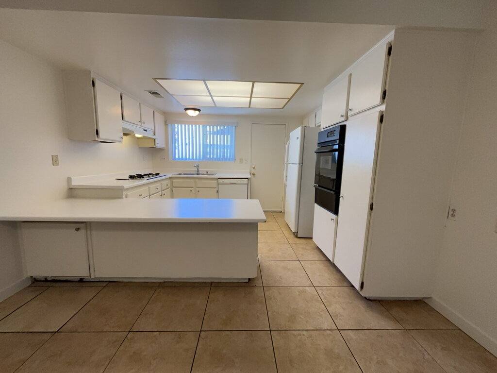 Apartment for rent at 2894 Karen Ave #1, Las Vegas, NV 89121